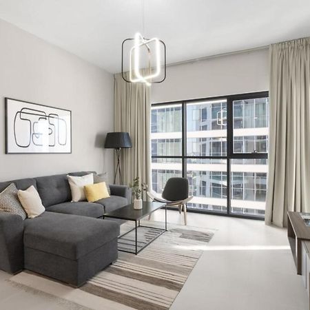 Appartamento Silkhaus Design 1Bdr With Burj Khalifa View In New Tower Dubai Esterno foto